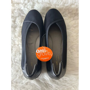 Easy Spirit Esolinda Slip on Shoes Black Women Size 9M